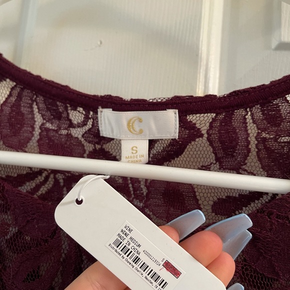 Maroon top - Picture 2 of 2